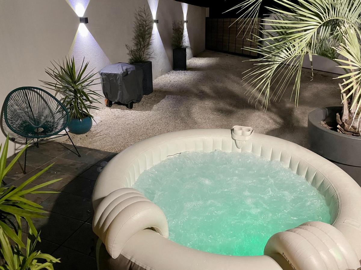 Villa Les Oliviers Spa Privatif บ็องโดล ภายนอก รูปภาพ
